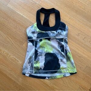 Lululemon scoop neck tank size 8